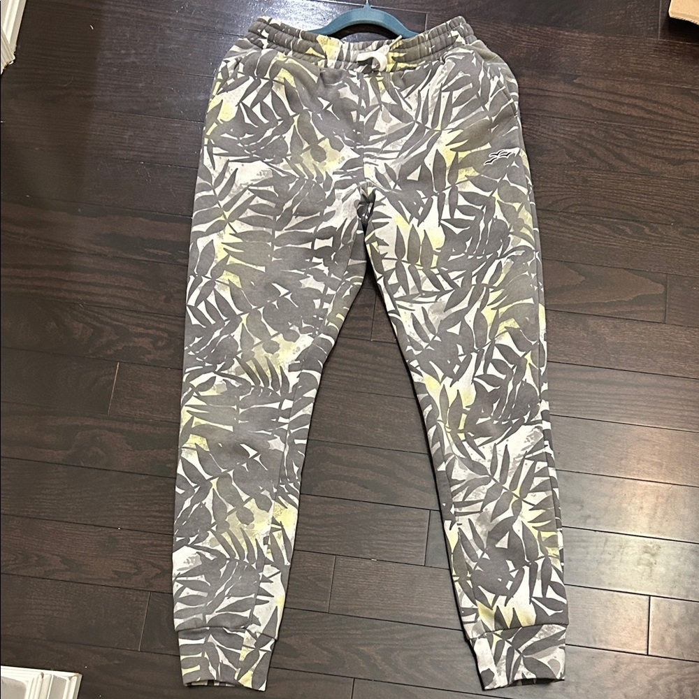 LAZYPANTS Gray and Yellow Tropical Patterned Joggers 🌟